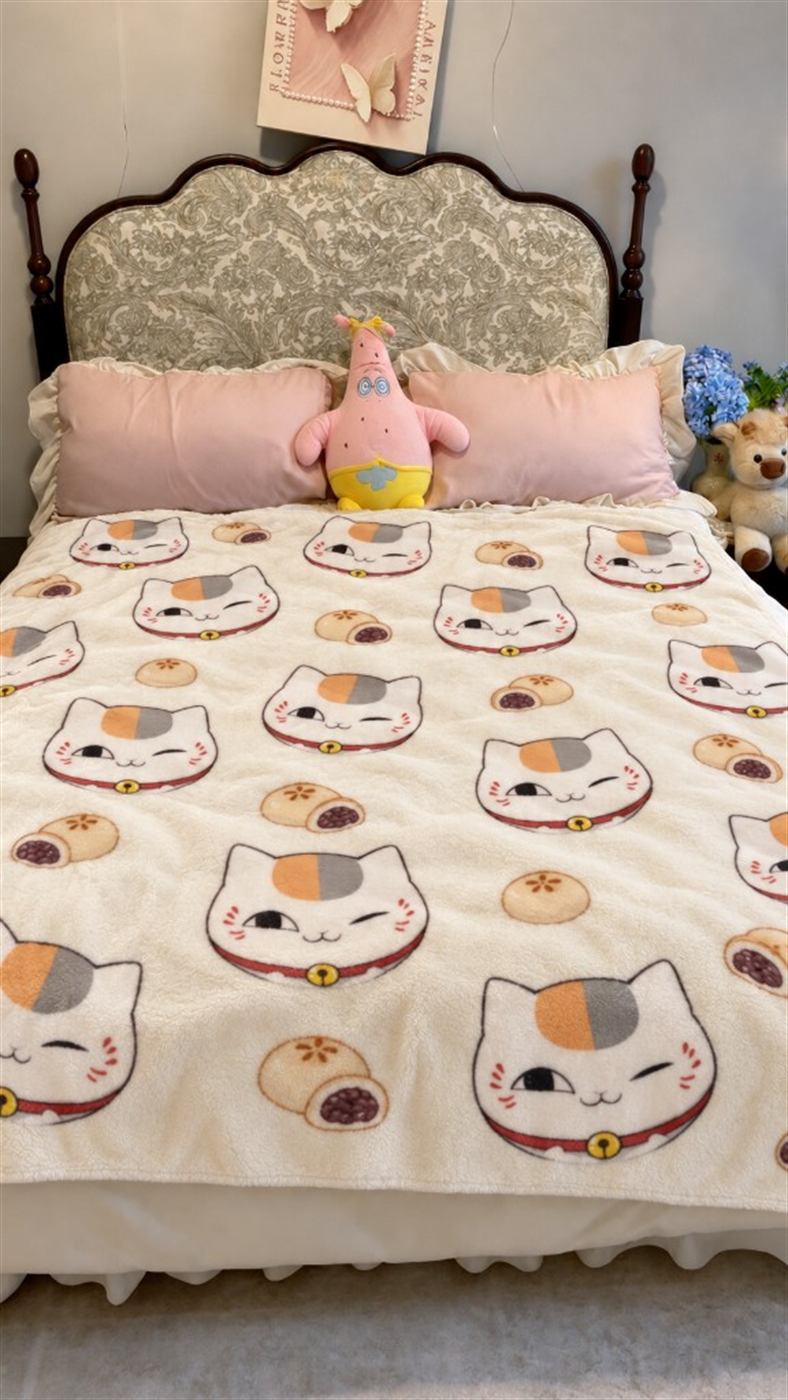 Cream Lucky Cat Fleece Baby Blanket